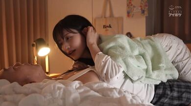 黒髪おさげで眼镜部下のカラダが予想以上にスケベ过ぎて…二人で会社をバックレて朝から晩まで性欲尽きるまでとにかくハメまくった24时间